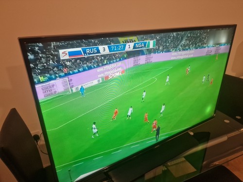 Samsung smart 40 inches - smart,